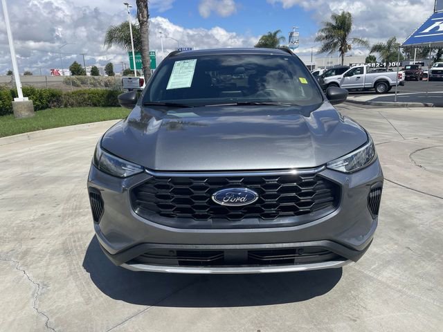 Used 2025 Ford Escape ST-Line FWD image 3