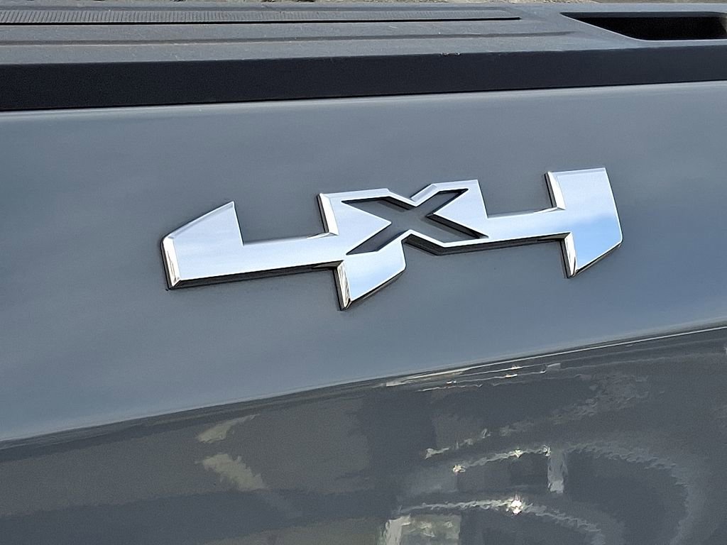 Used 2025 GMC Sierra 1500 Pro w/ Pro Value Package image 30