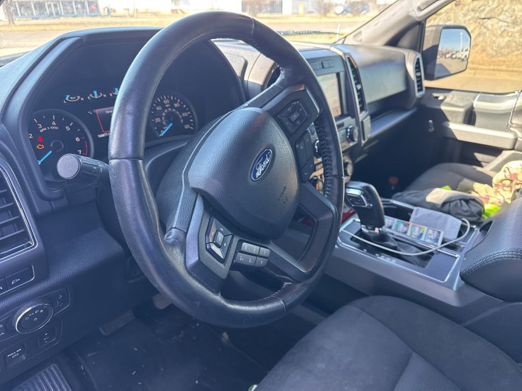 Used 2018 Ford F150 XLT w/ Equipment Group 302A Luxury image 4