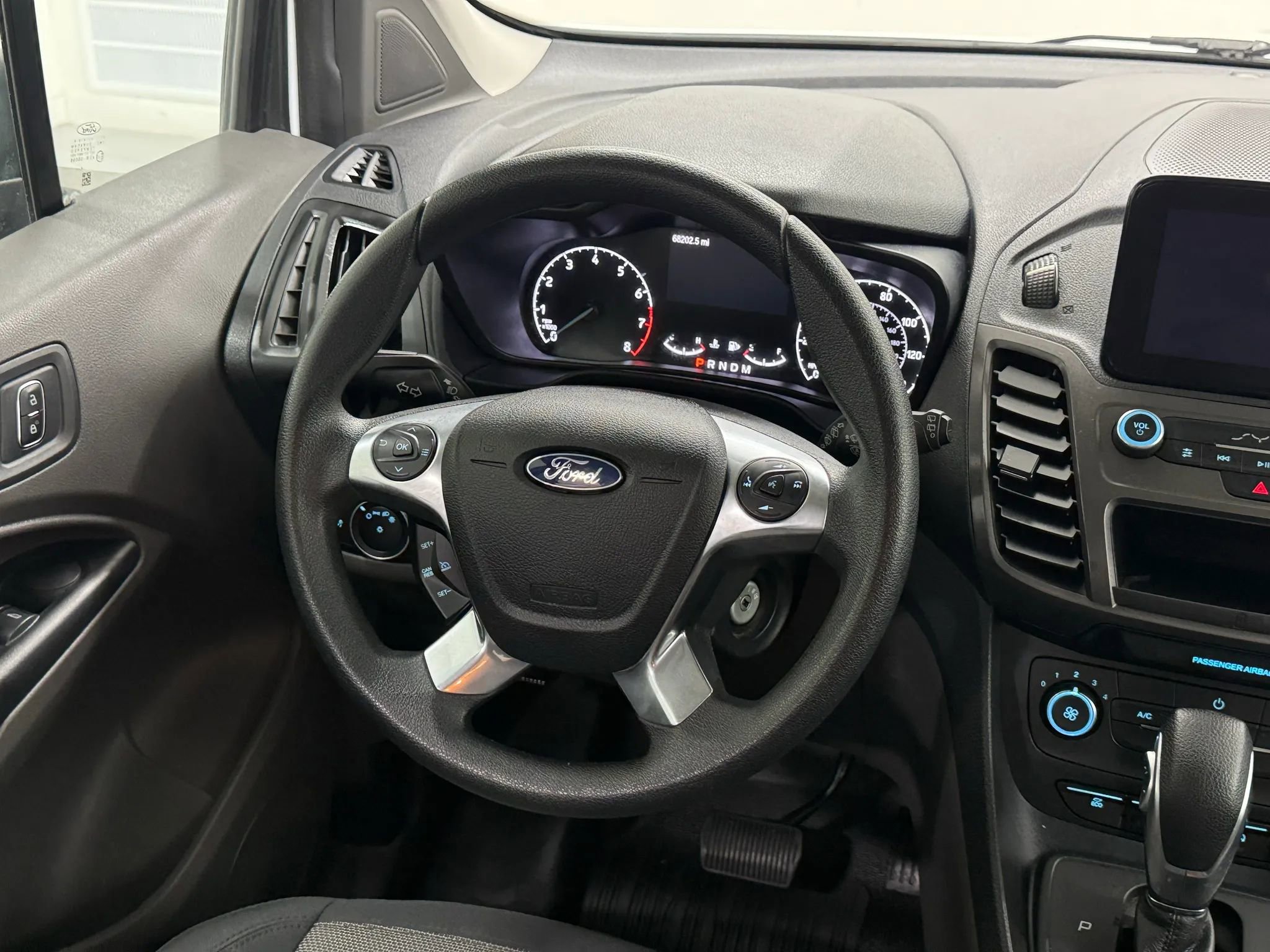 Used 2020 Ford Transit Connect XL image 17