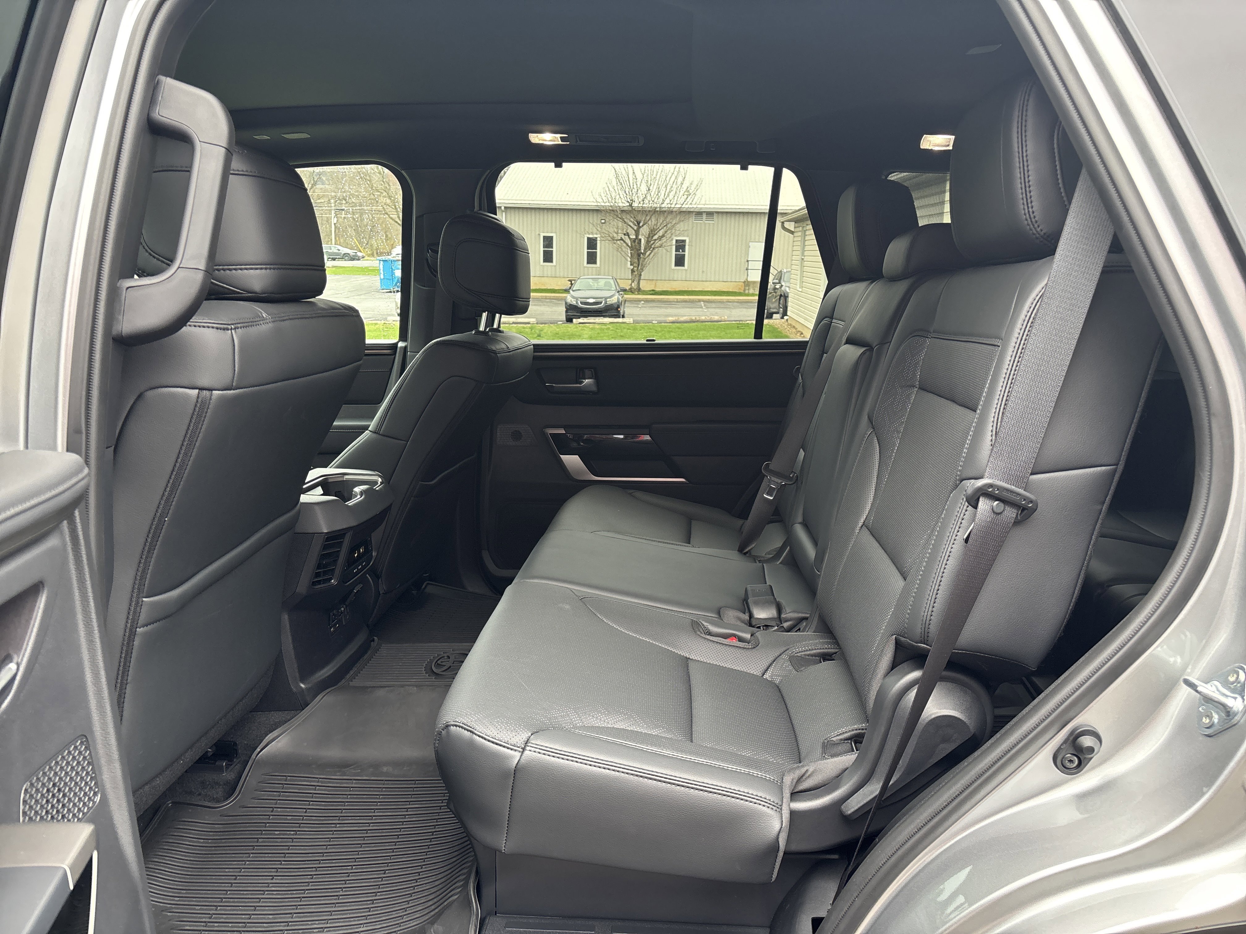 Used 2025 Toyota Sequoia Limited w/ TRD Off-Road Package image 17