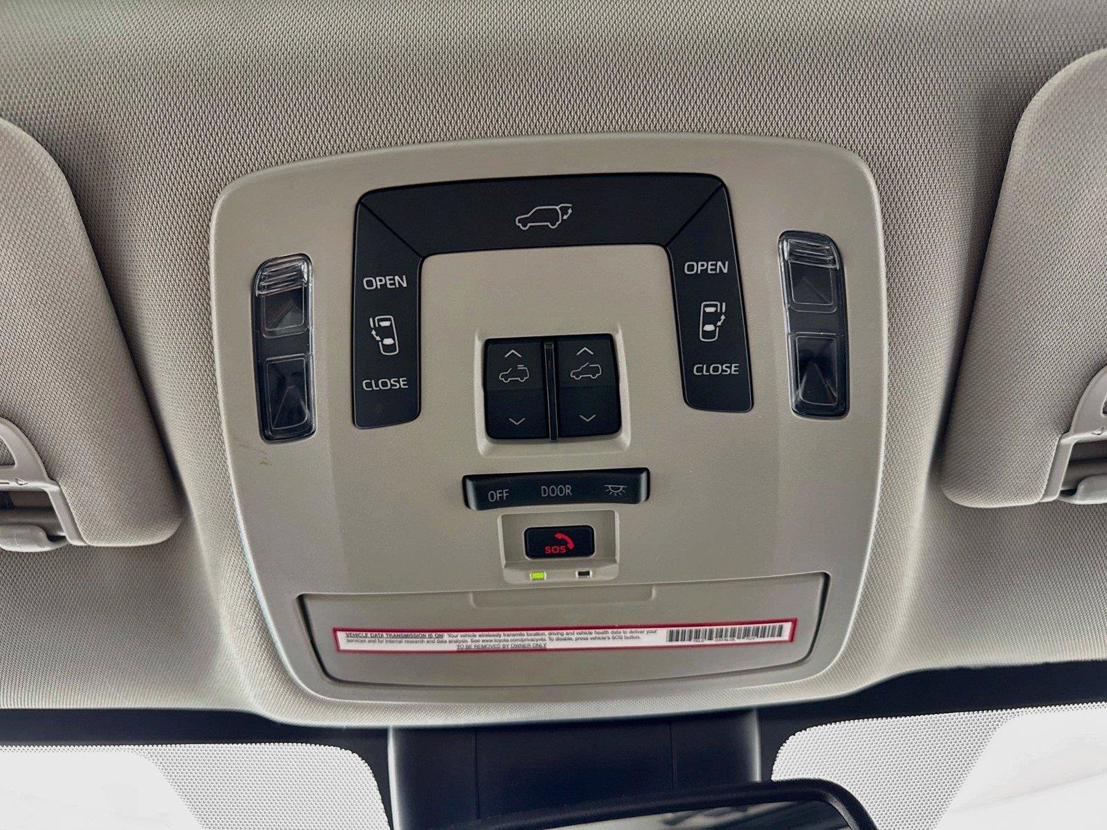 Certified 2026 Toyota Sienna XLE FWD image 23