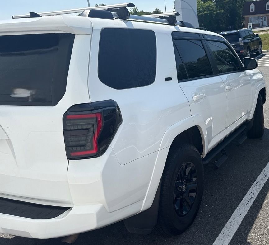 Used 2023 Toyota 4Runner SR5 Premium w/ Moonroof Package RWD image 6