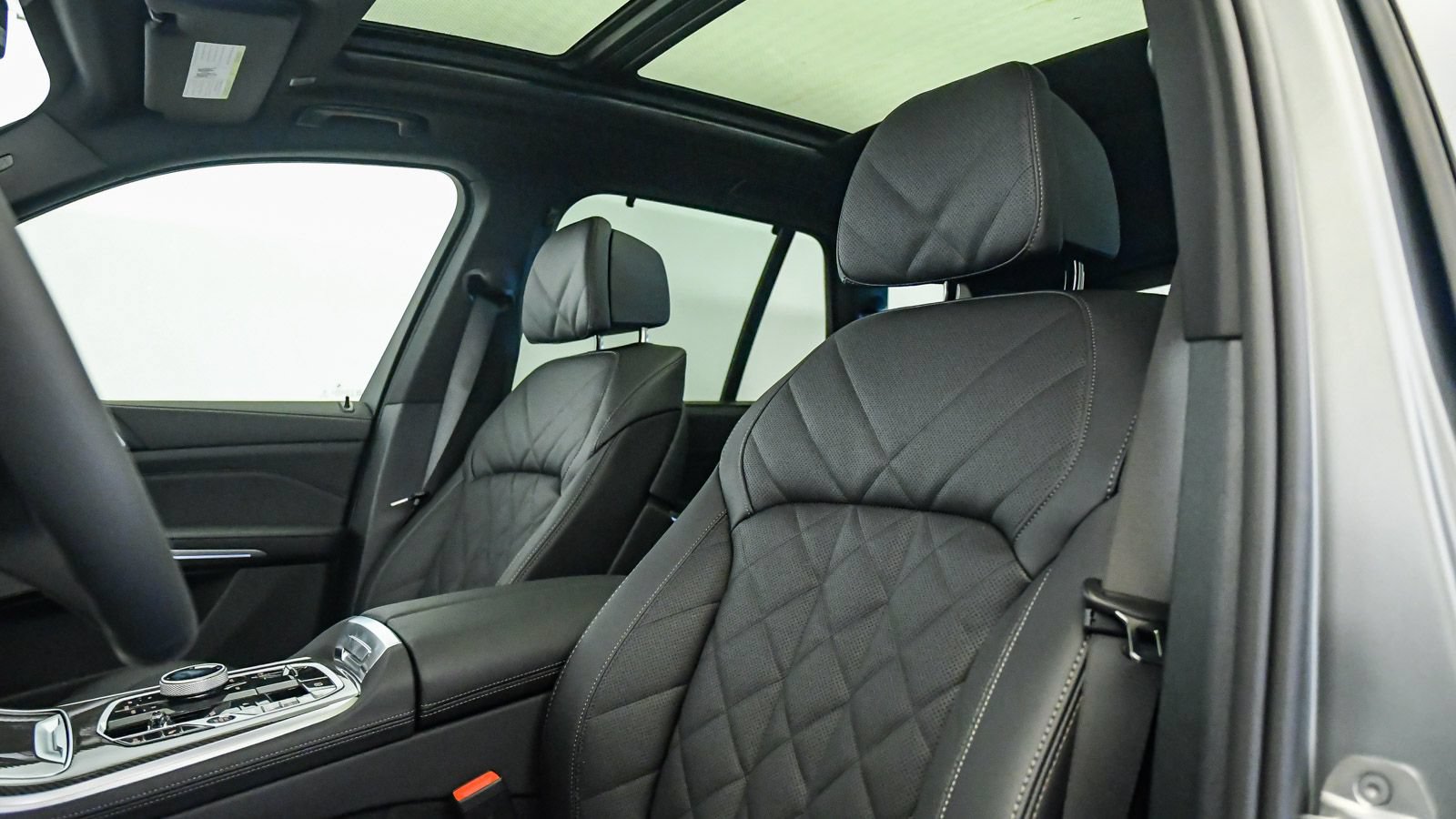 New 2026 BMW X5 M60i AWD/4WD image 27