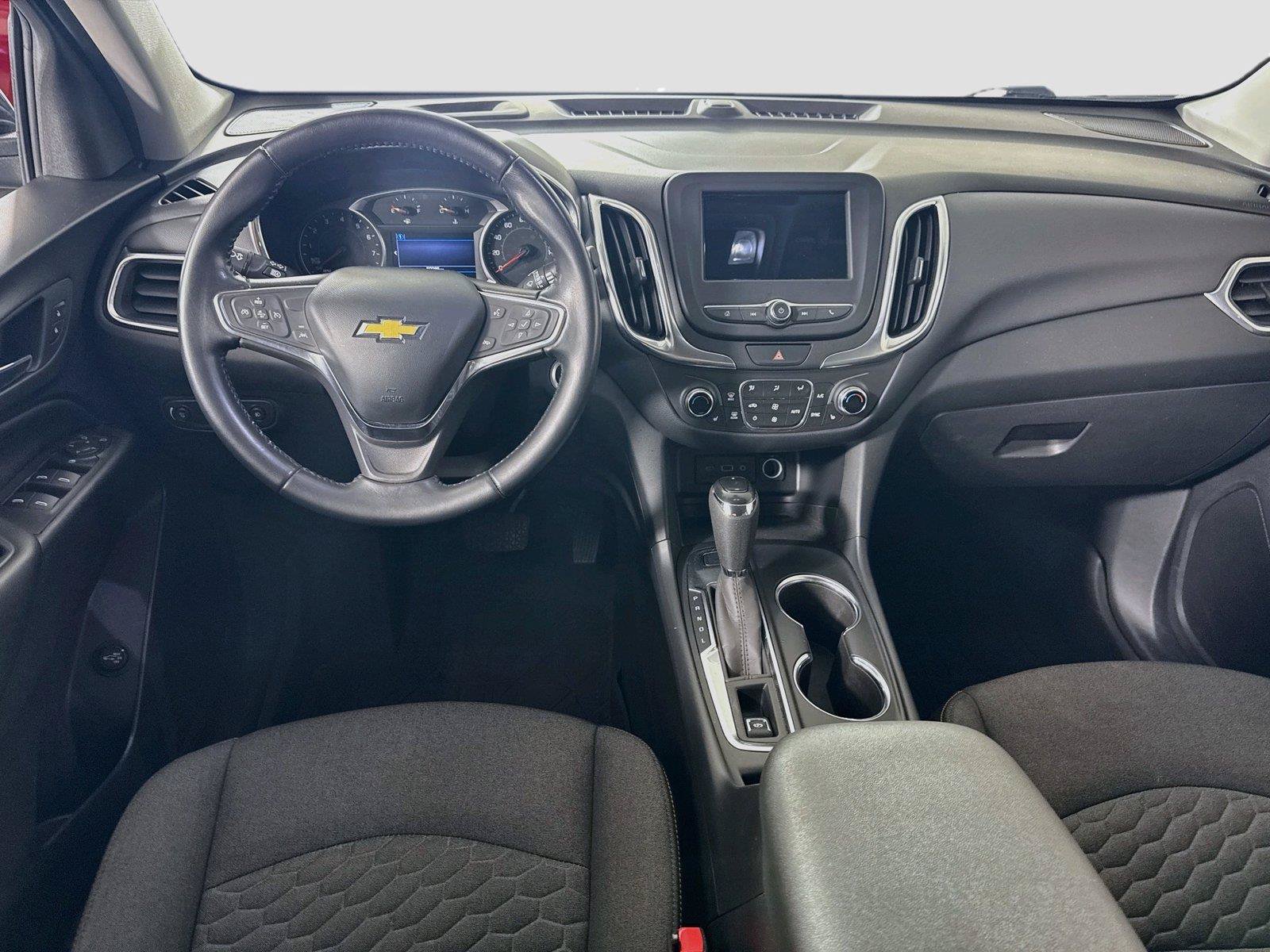 Used 2021 Chevrolet Equinox LT AWD/4WD image 2