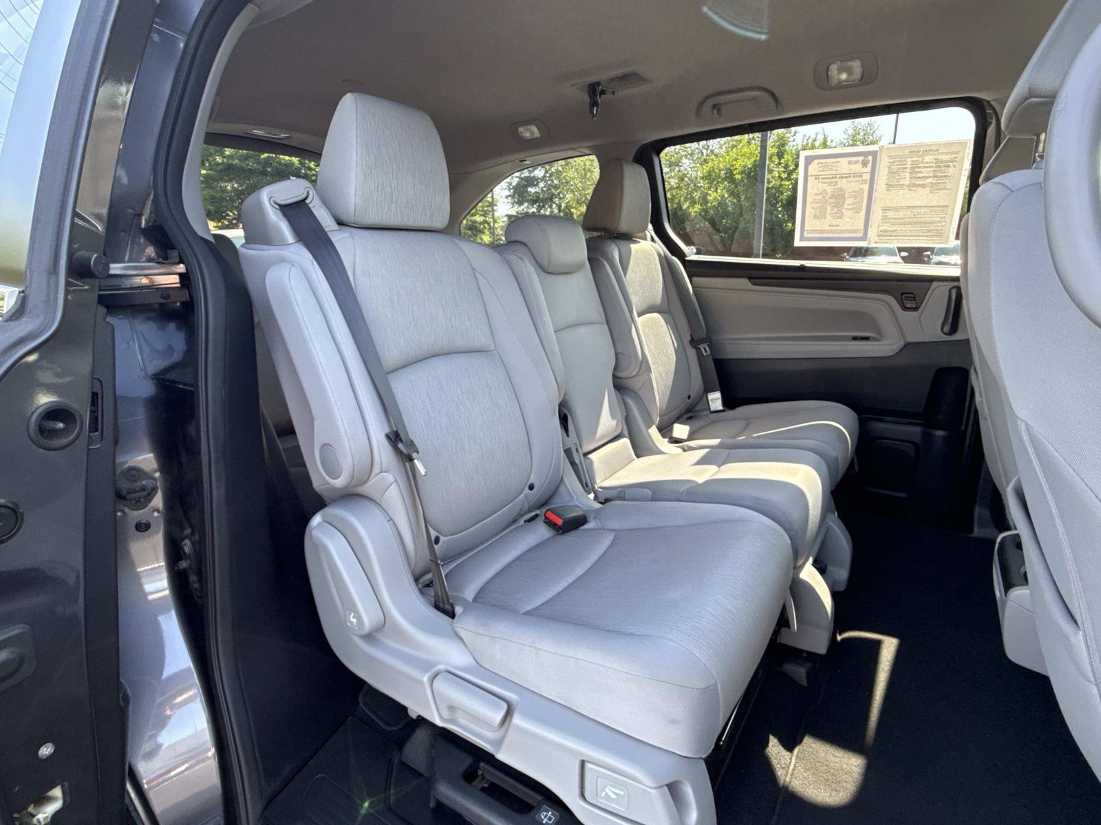 Used 2018 Honda Odyssey EX image 15