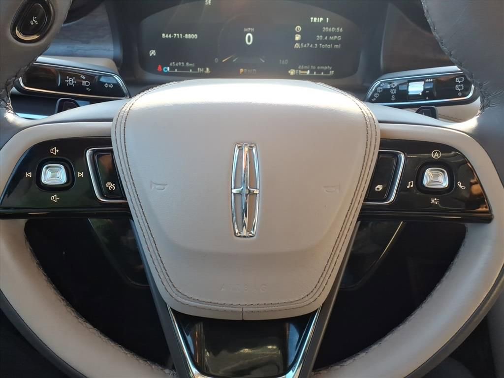 Used 2022 Lincoln Aviator Reserve w/ Equipment Group 201A image 5