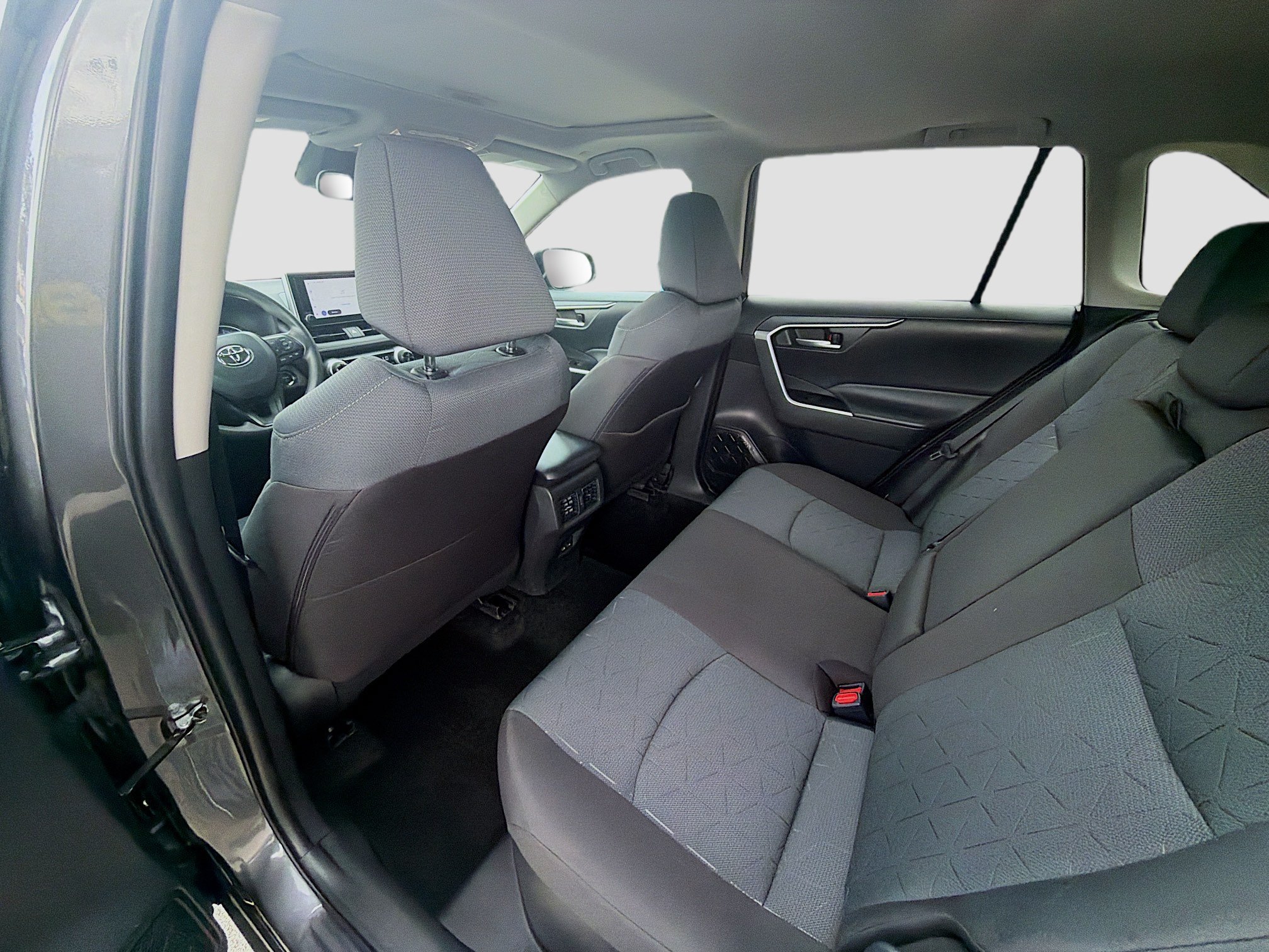 Used 2025 Toyota RAV4 XLE w/ Convenience Package AWD/4WD image 24