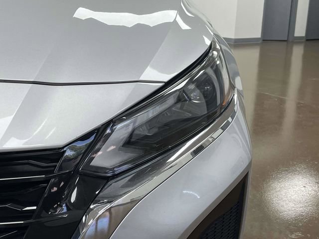 Used 2024 Nissan Altima 2.5 SV FWD image 10