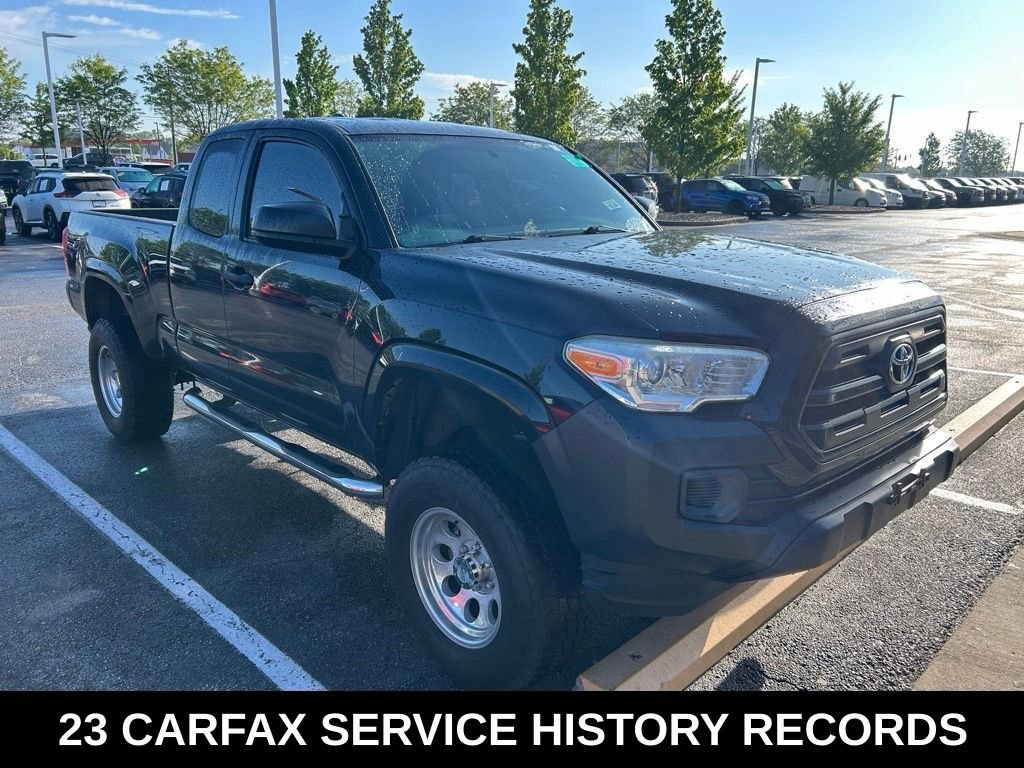 Used 2017 Toyota Tacoma SR AWD/4WD image 1