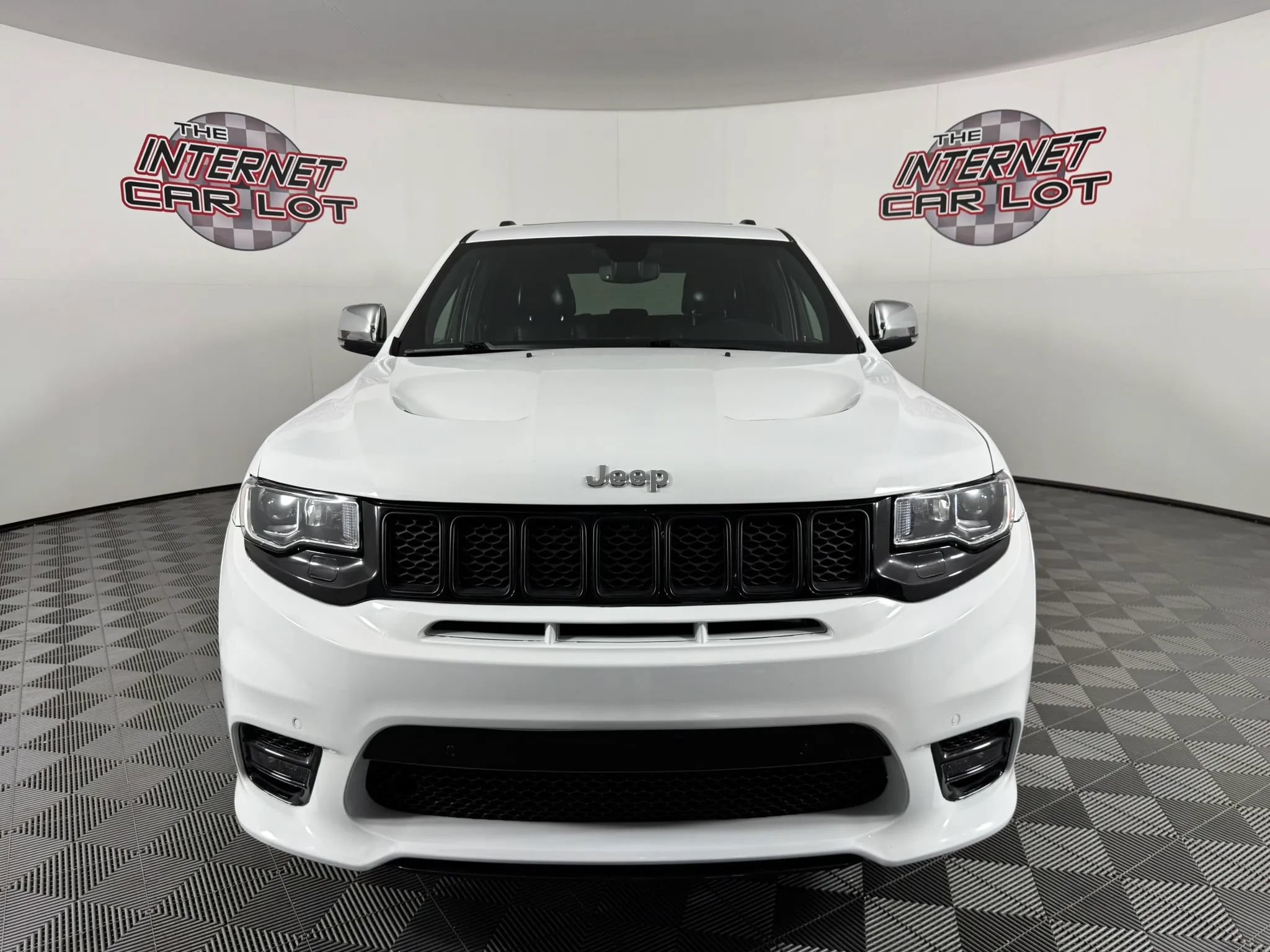 Used 2021 Jeep Grand Cherokee Limited w/ Trailer Tow Group IV AWD/4WD image 2