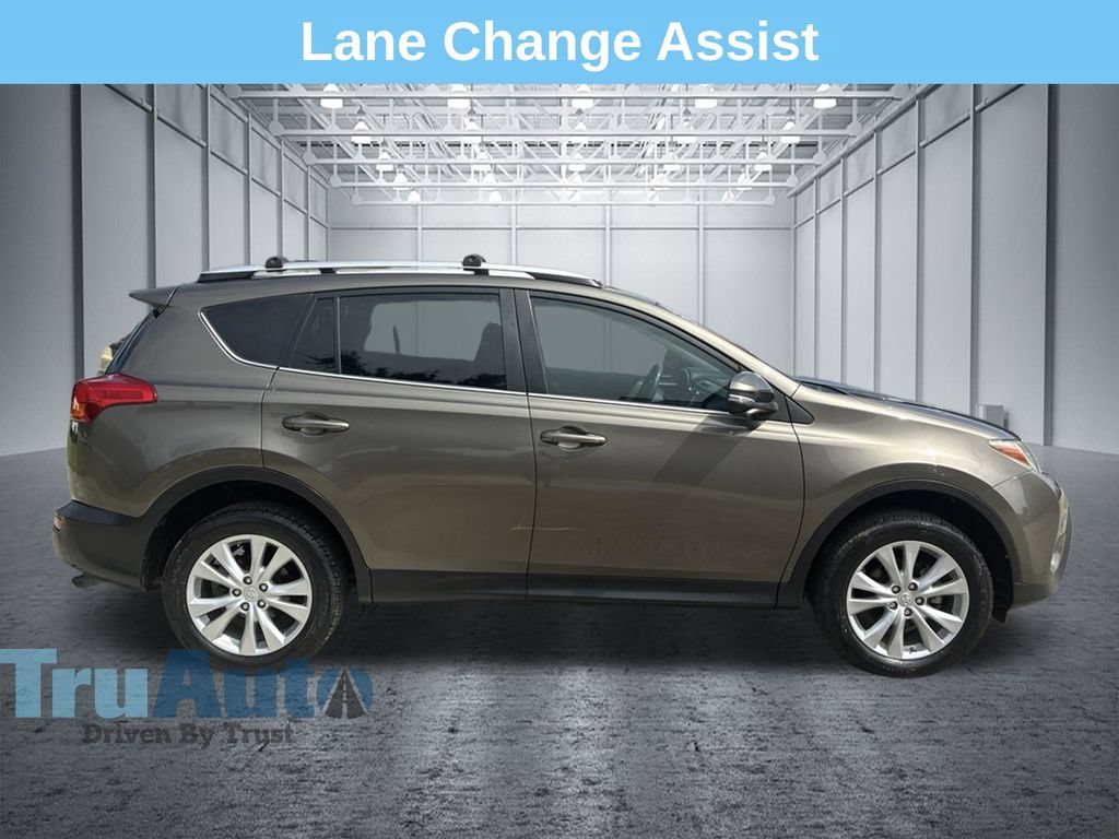 Used 2015 Toyota RAV4 Limited w/ Technology Package FWD image 9