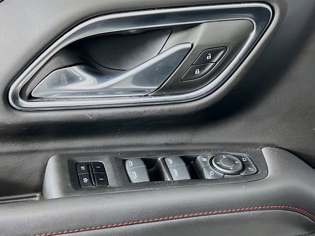 Used 2024 Chevrolet Suburban RST w/ Luxury Package image 9