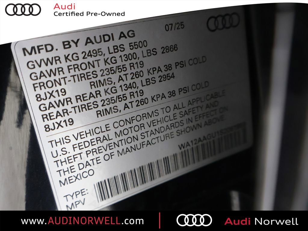 Certified 2025 Audi Q5 Premium Plus w/ Premium Plus image 3