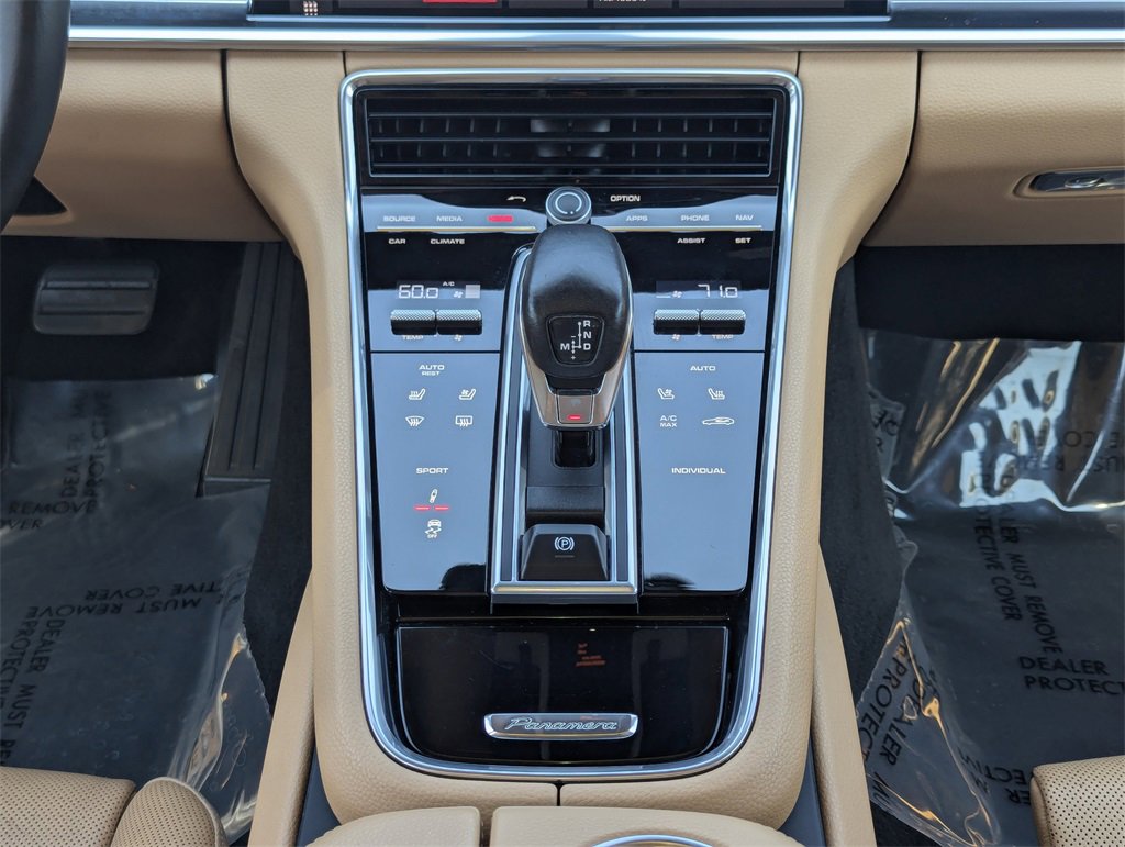 Used 2019 Porsche Panamera 4 image 13