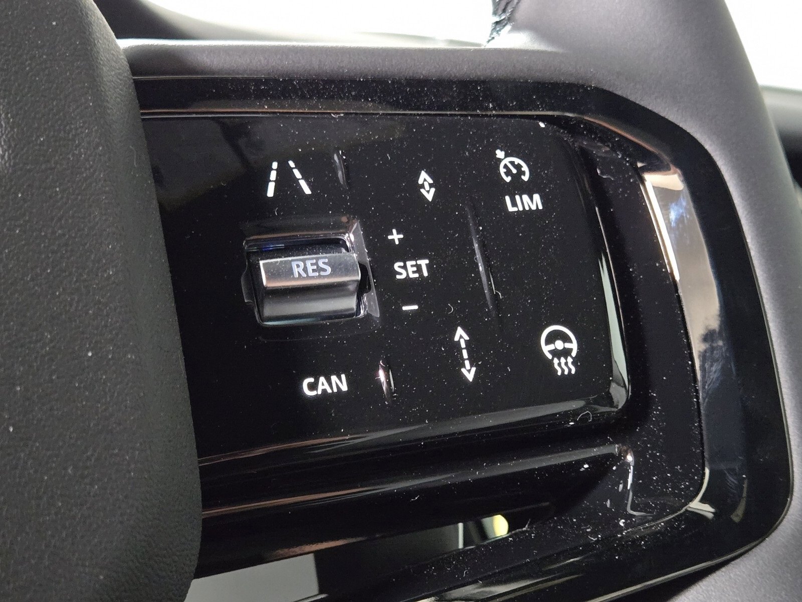 New 2026 Land Rover Range Rover Evoque S image 25