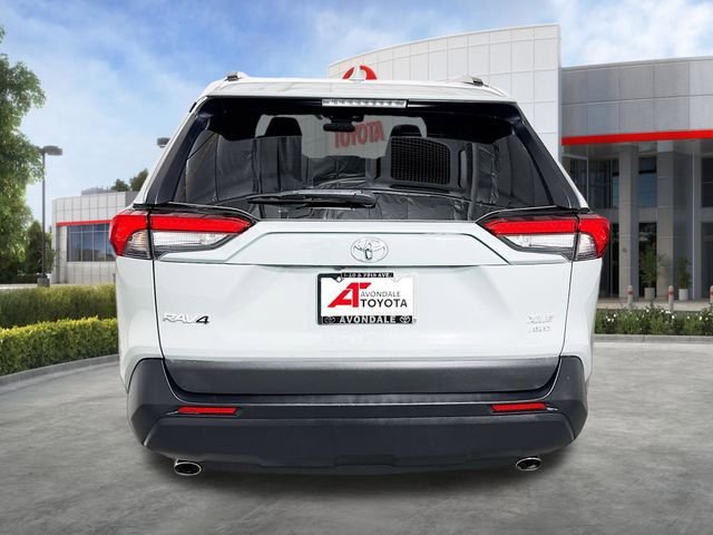 Used 2021 Toyota RAV4 XLE w/ Convenience Package AWD/4WD image 6