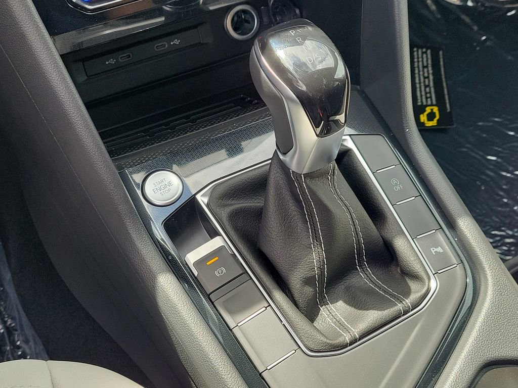 New 2026 Volkswagen Taos SE image 19