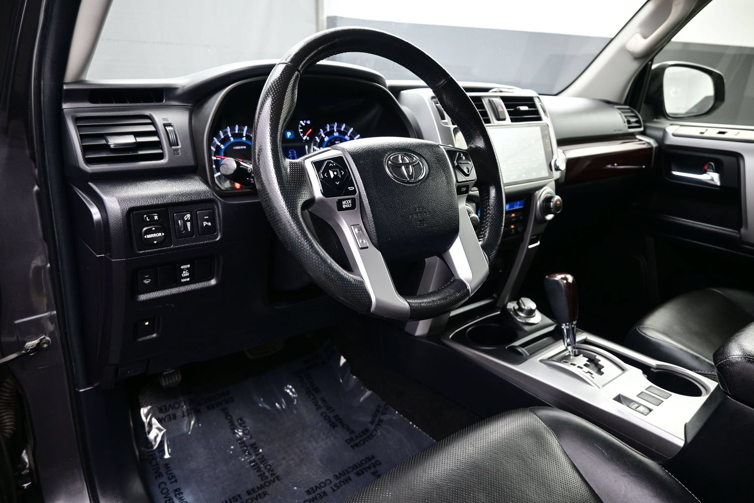 Used 2018 Toyota 4Runner Limited AWD/4WD image 13