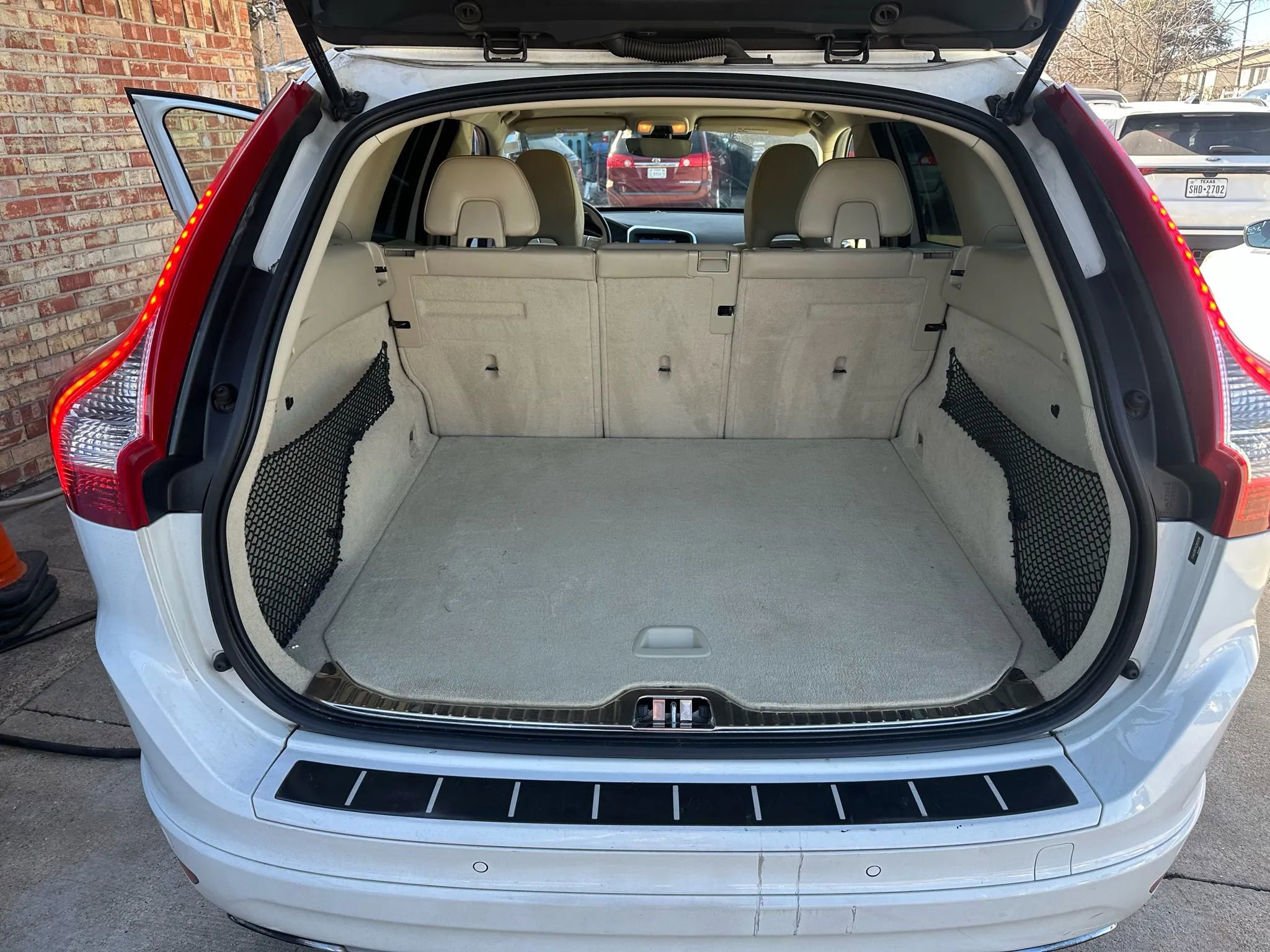 Used 2016 Volvo XC60 T5 Premier image 14