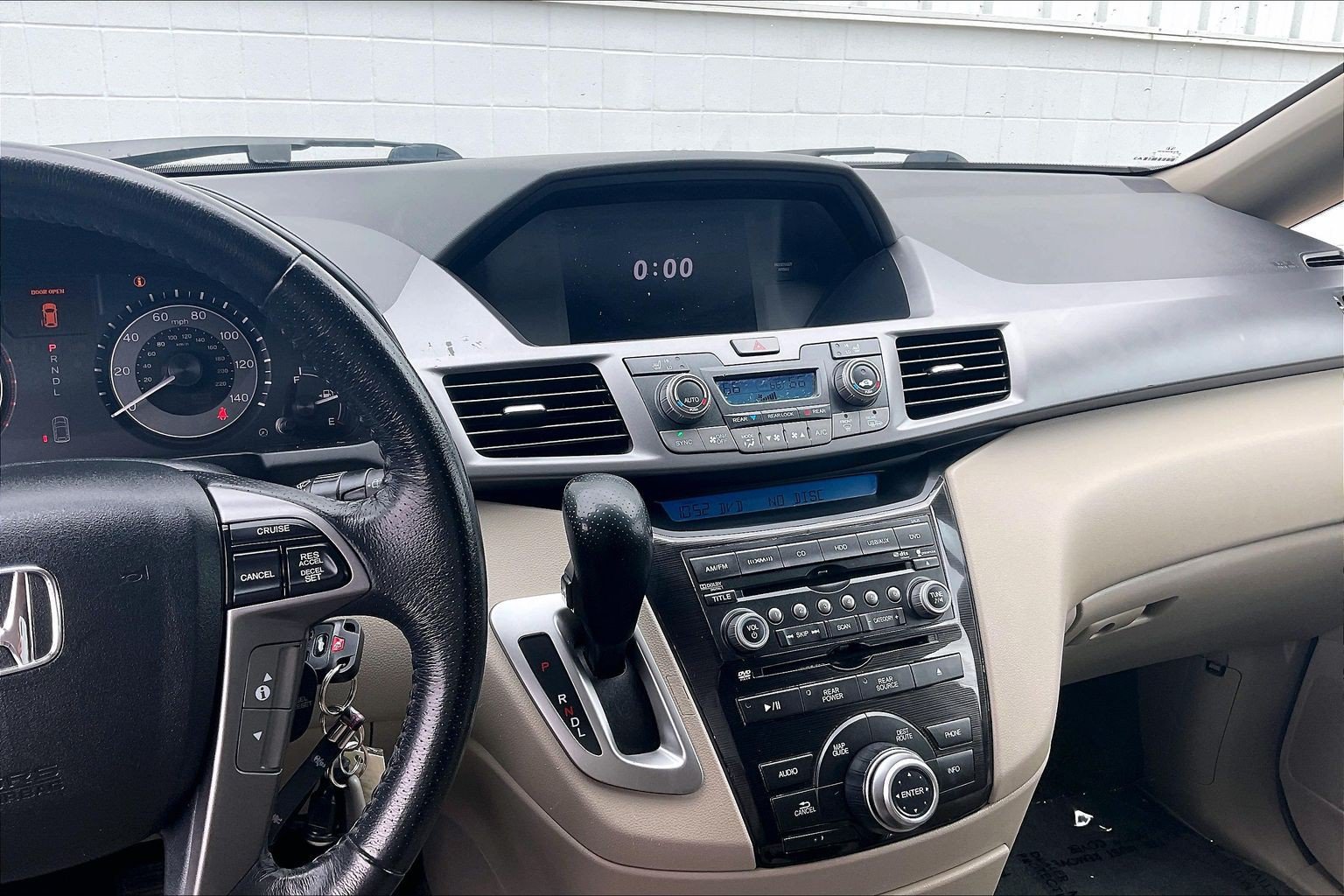 Used 2013 Honda Odyssey Touring image 7