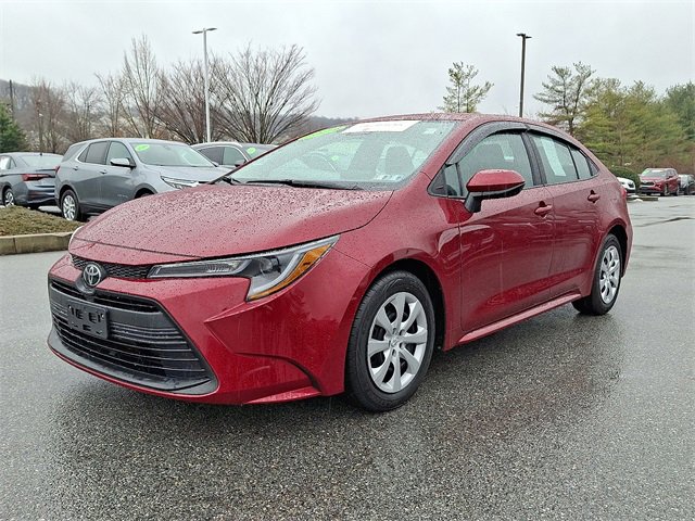 Certified 2024 Toyota Corolla LE image 3