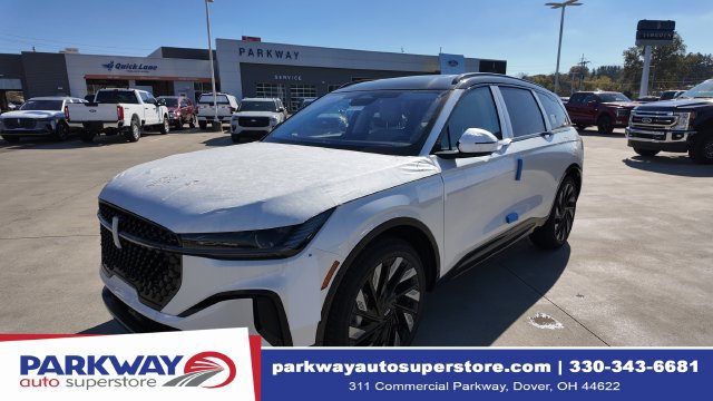 New 2026 Lincoln Nautilus Reserve AWD/4WD image 3