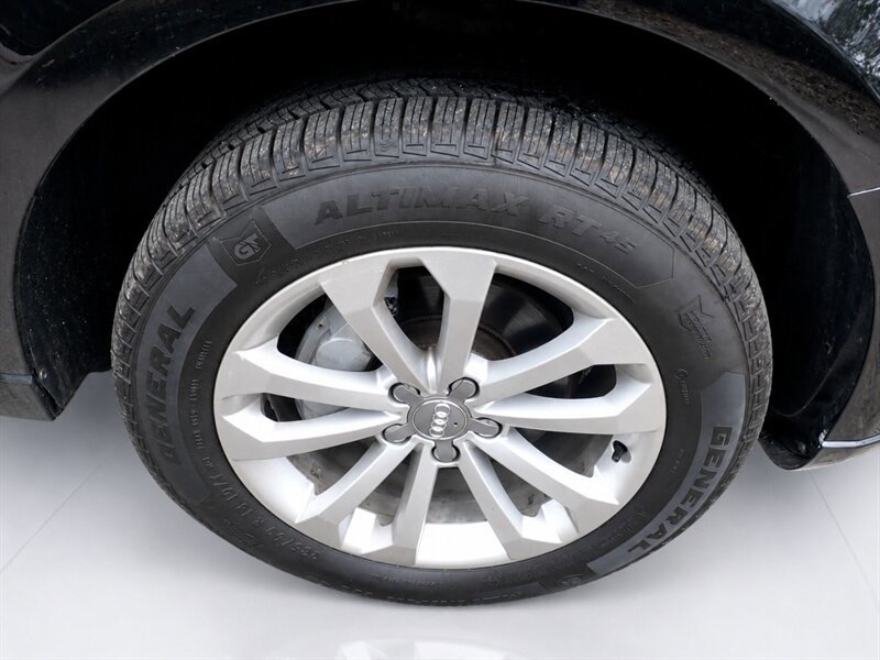 Used 2013 Audi Q5 2.0T Premium w/ Convenience Pkg AWD/4WD image 26
