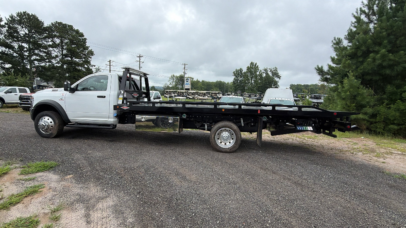 New 2025 RAM 5500 Tradesman RWD image 11