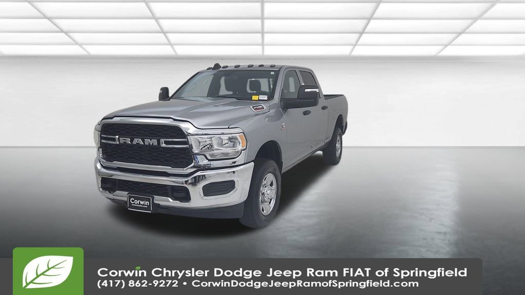 Used 2024 RAM 2500 Tradesman w/ Chrome Appearance Group image 6