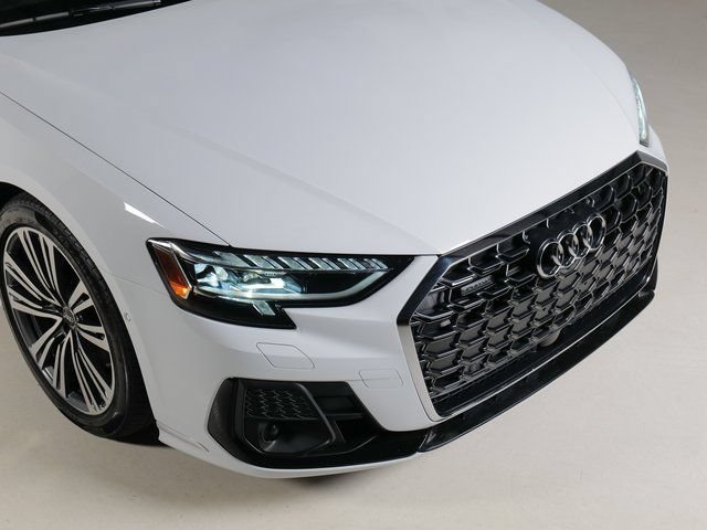 Certified 2023 Audi A8 L 3.0T w/ Luxury Package AWD/4WD image 32
