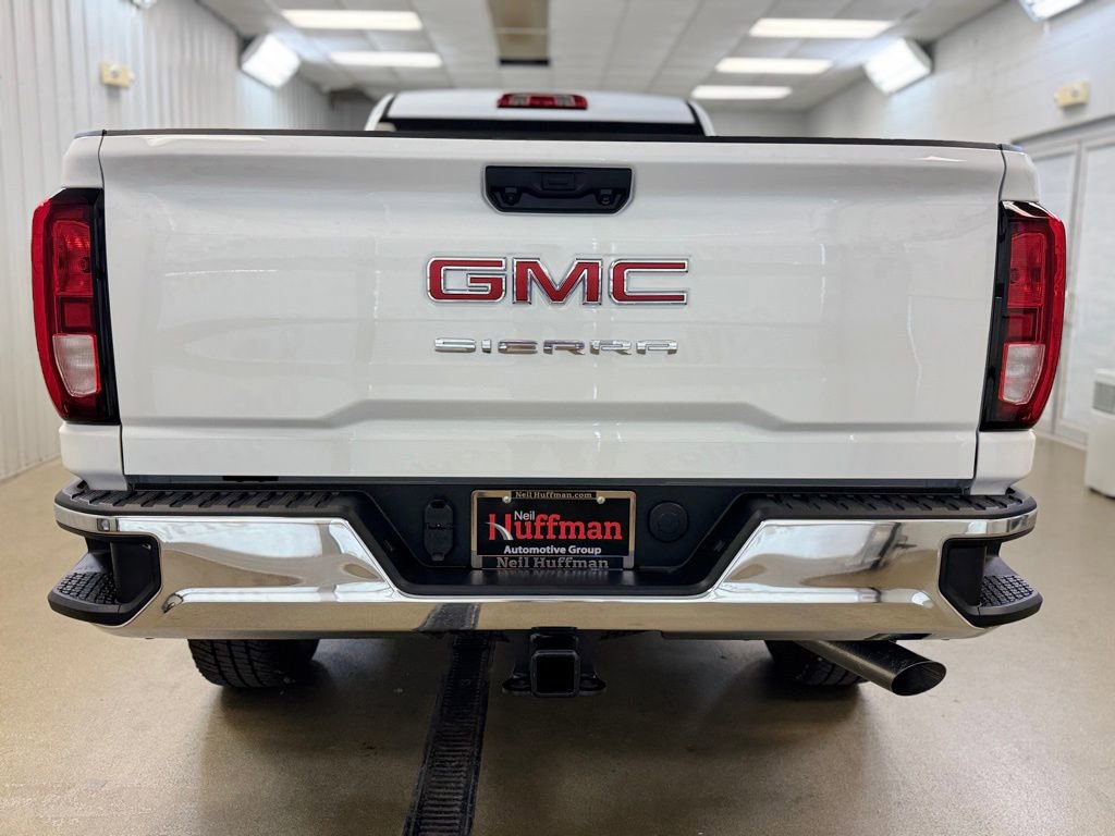 New 2025 GMC Sierra 3500 Pro image 7
