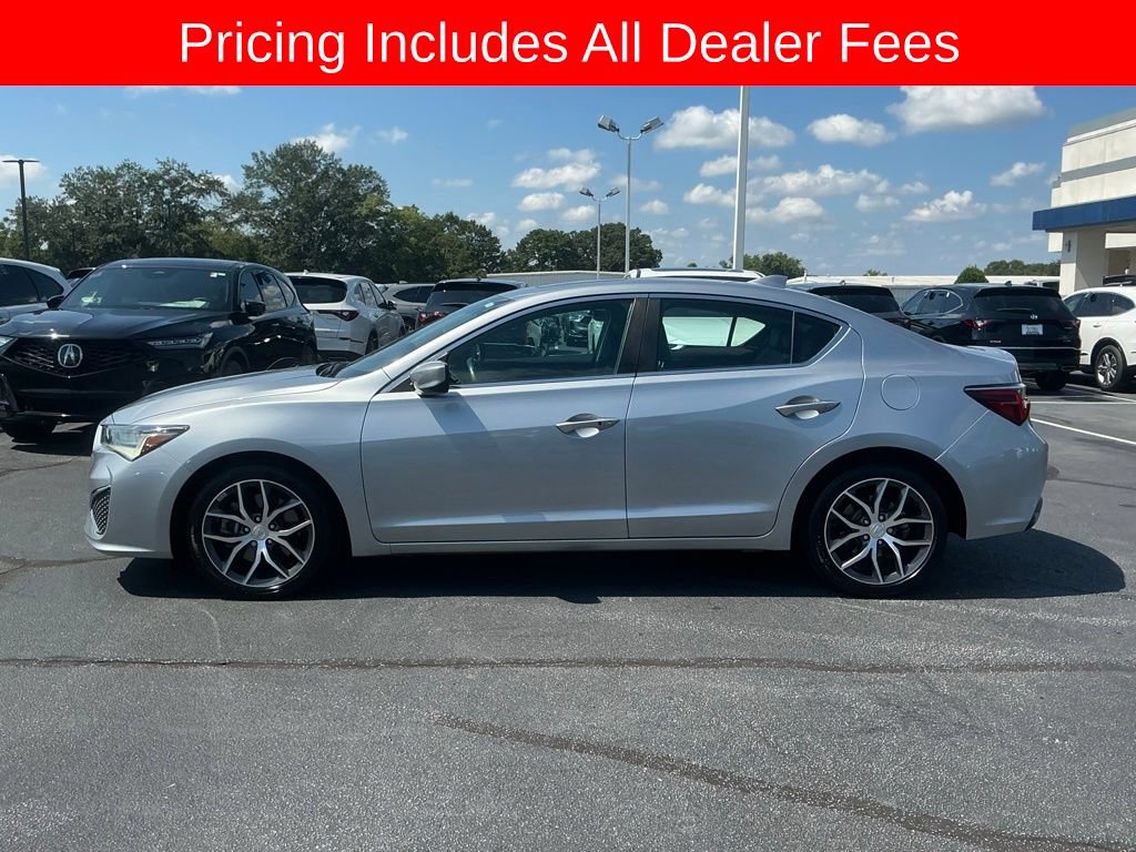 Used 2019 Acura ILX w/ Premium Package FWD image 2