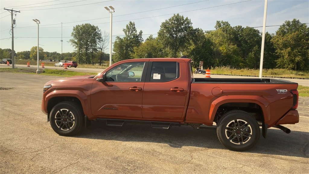 New 2025 Toyota Tacoma TRD Sport image 5