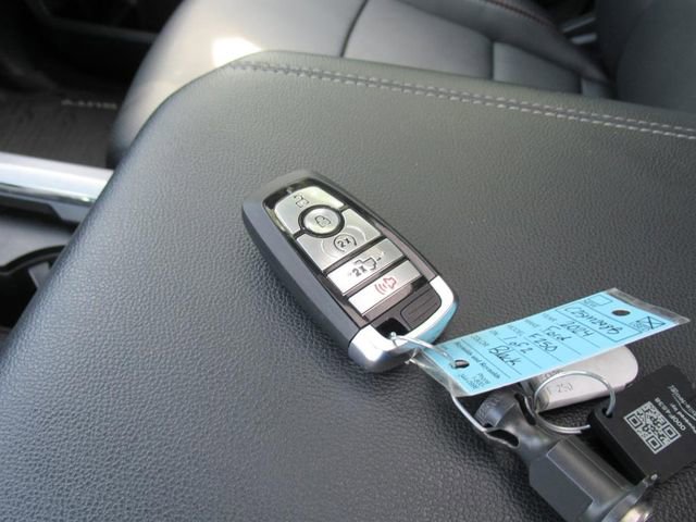 Used 2024 Ford F250 Lariat w/ Lariat Ultimate Package image 38