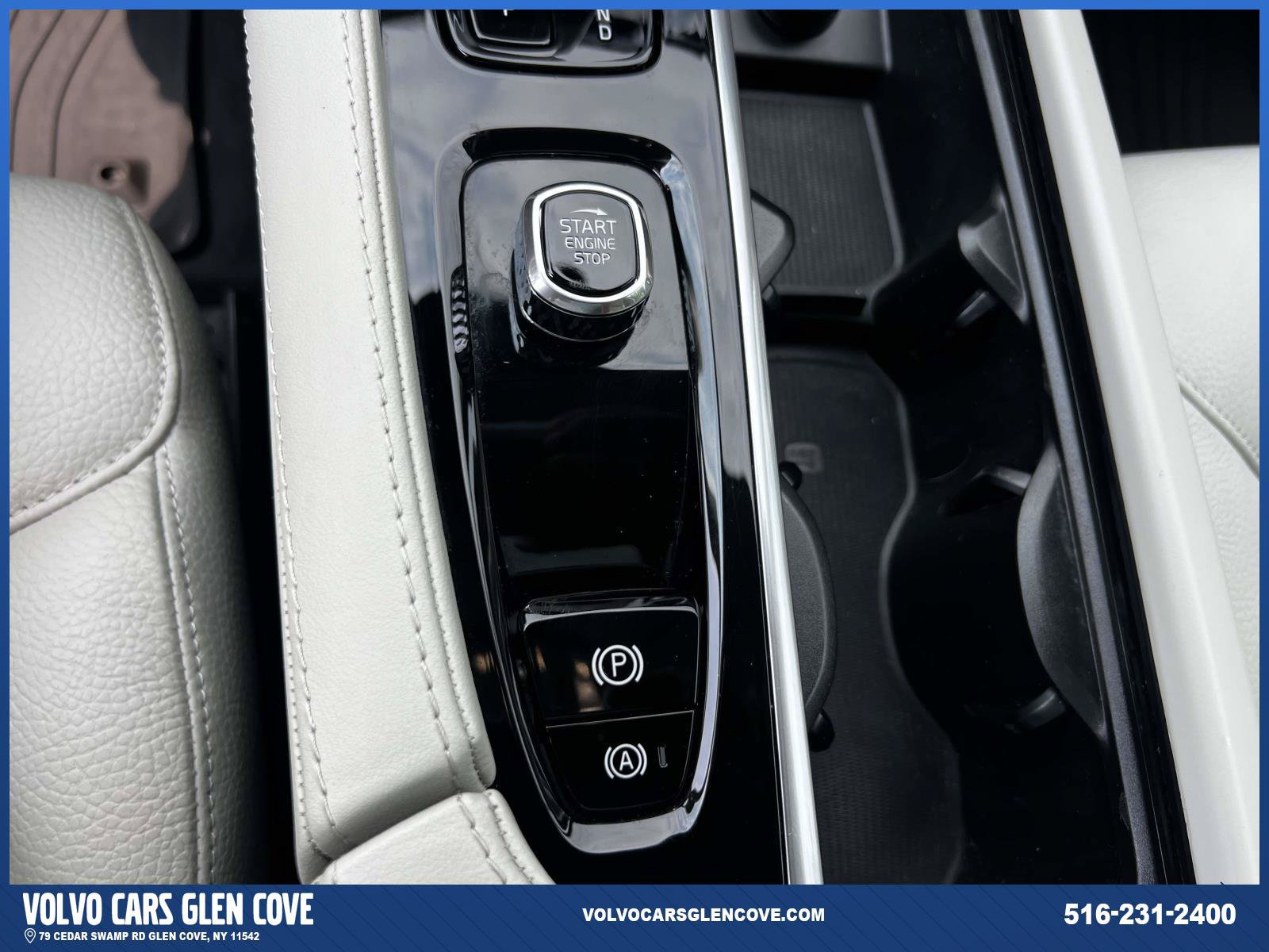 Used 2024 Volvo XC90 T8 Plus w/ Protection Package Premier AWD/4WD image 31