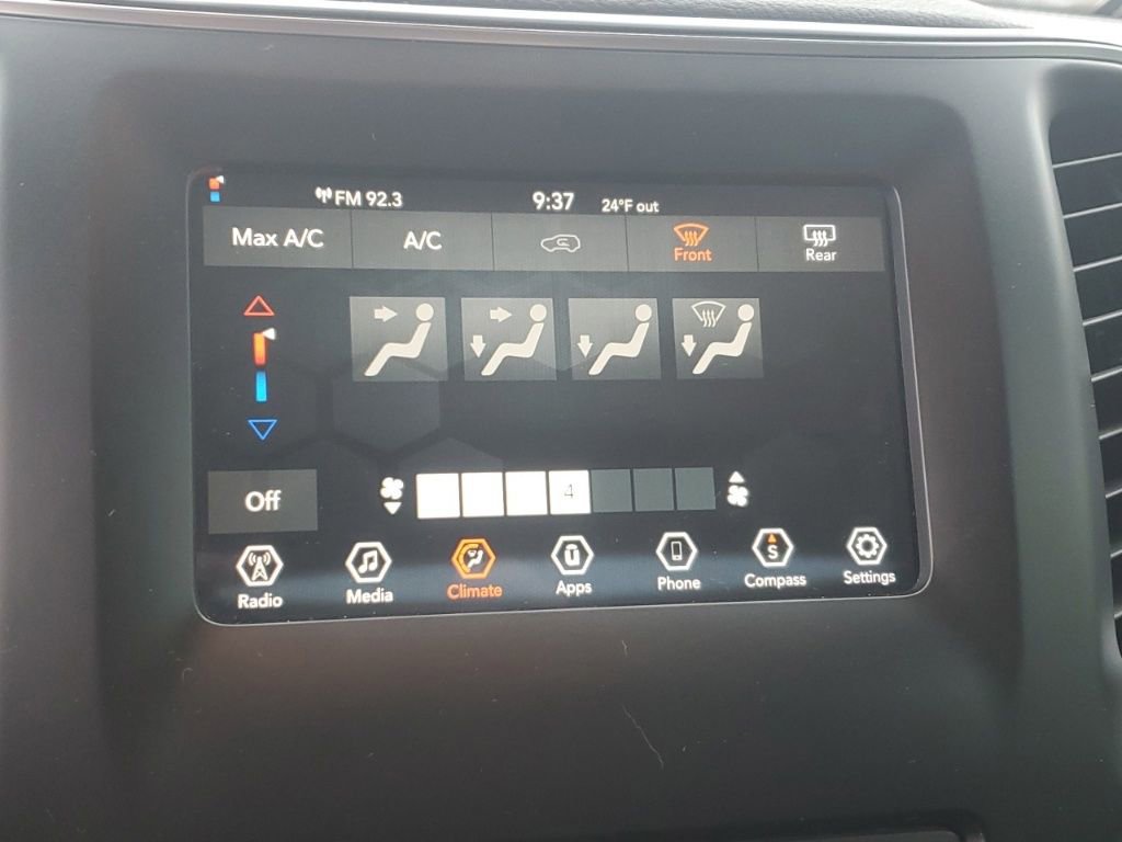 Used 2019 Jeep Cherokee Latitude Plus image 16