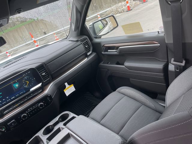Used 2025 Chevrolet Silverado 1500 LT AWD/4WD image 23