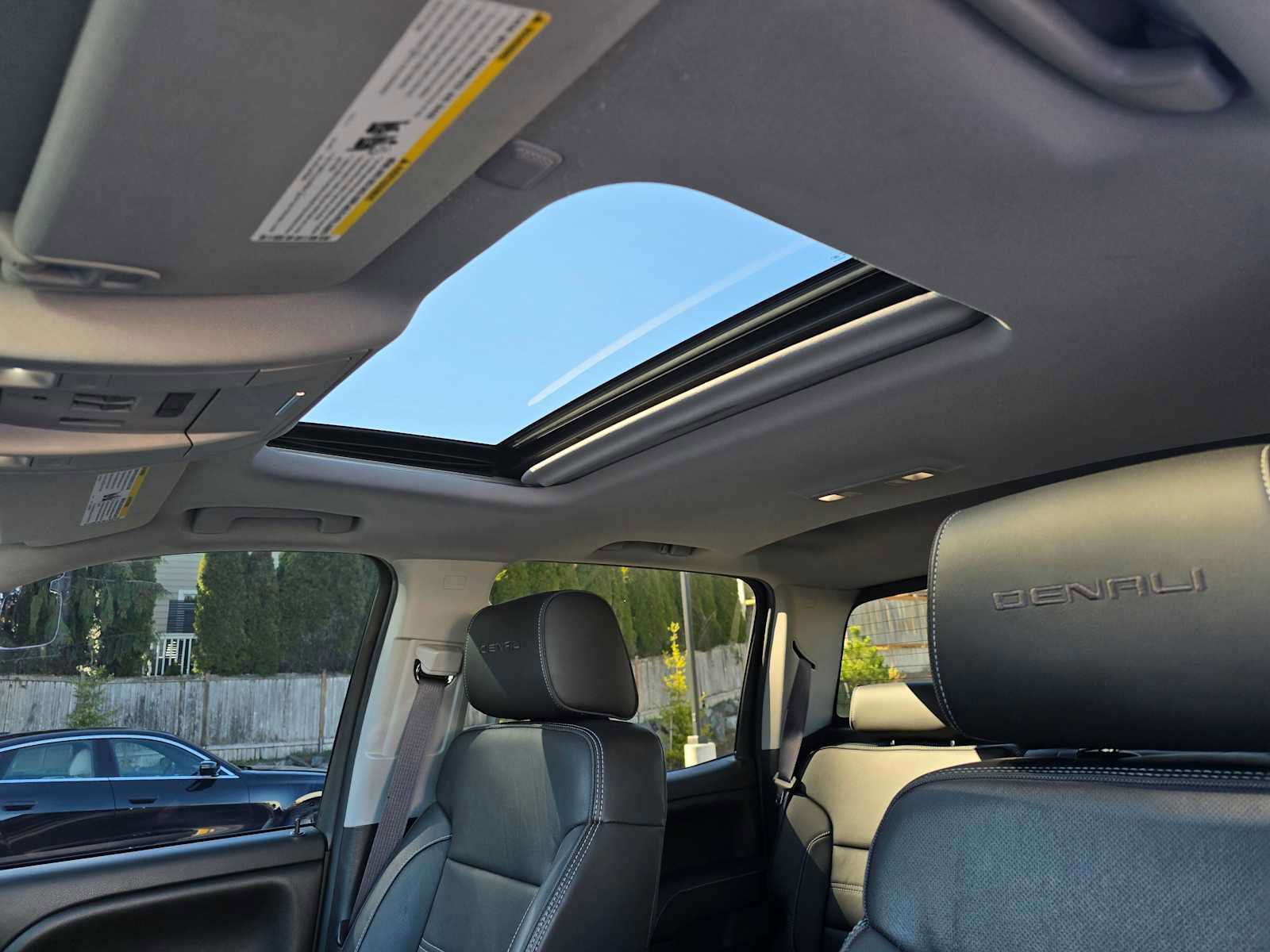 Used 2015 GMC Sierra 1500 Denali w/ Driver Alert Package image 20