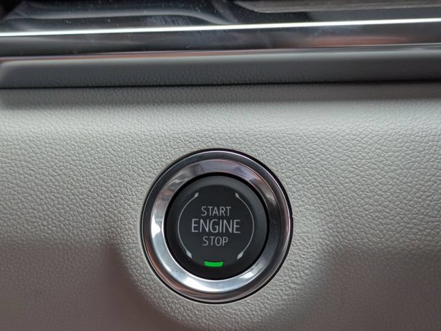 New 2026 GMC Terrain Denali w/ LPO, Floor Liner Package AWD/4WD image 32
