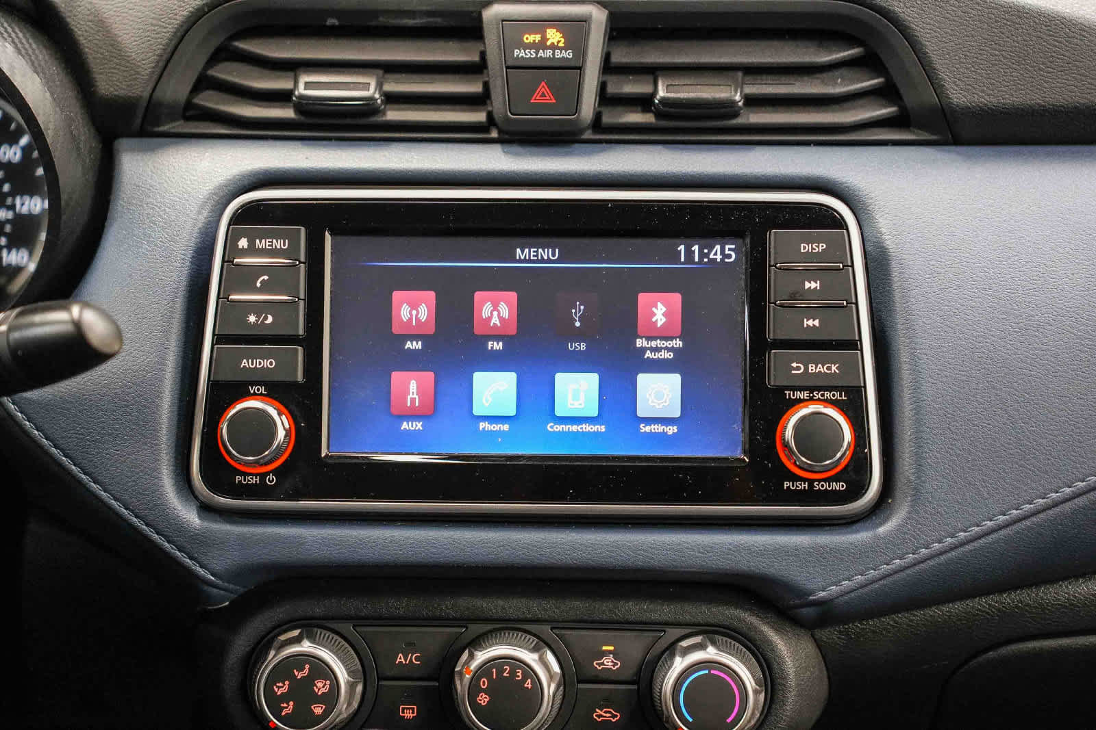 Used 2025 Nissan Versa SV w/ Trunk Package FWD image 14