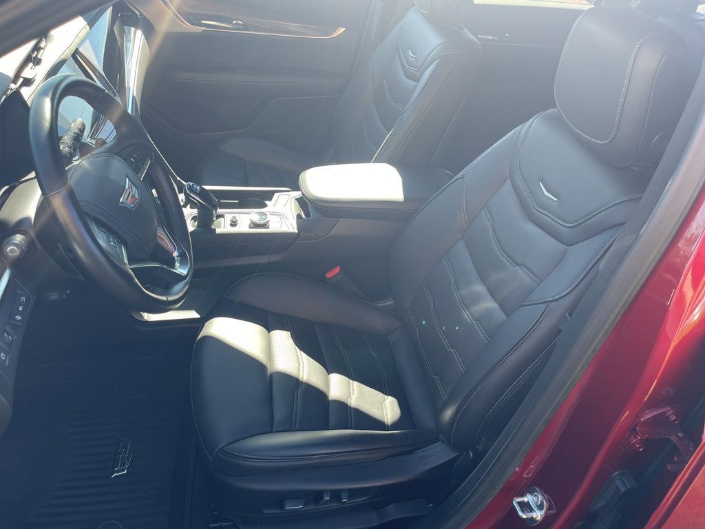 Used 2024 Cadillac XT6 Premium Luxury w/ Platinum Package image 14