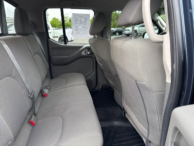 Used 2016 Nissan Frontier SV AWD/4WD image 15