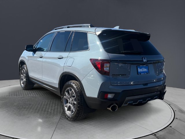 Certified 2024 Honda Passport TrailSport image 3