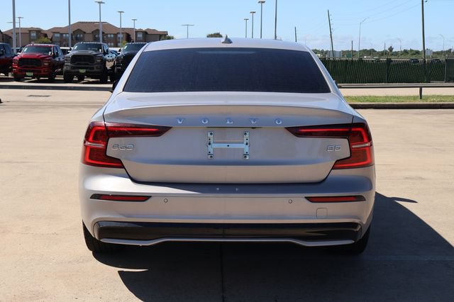 Used 2024 Volvo S60 B5 Core FWD image 5