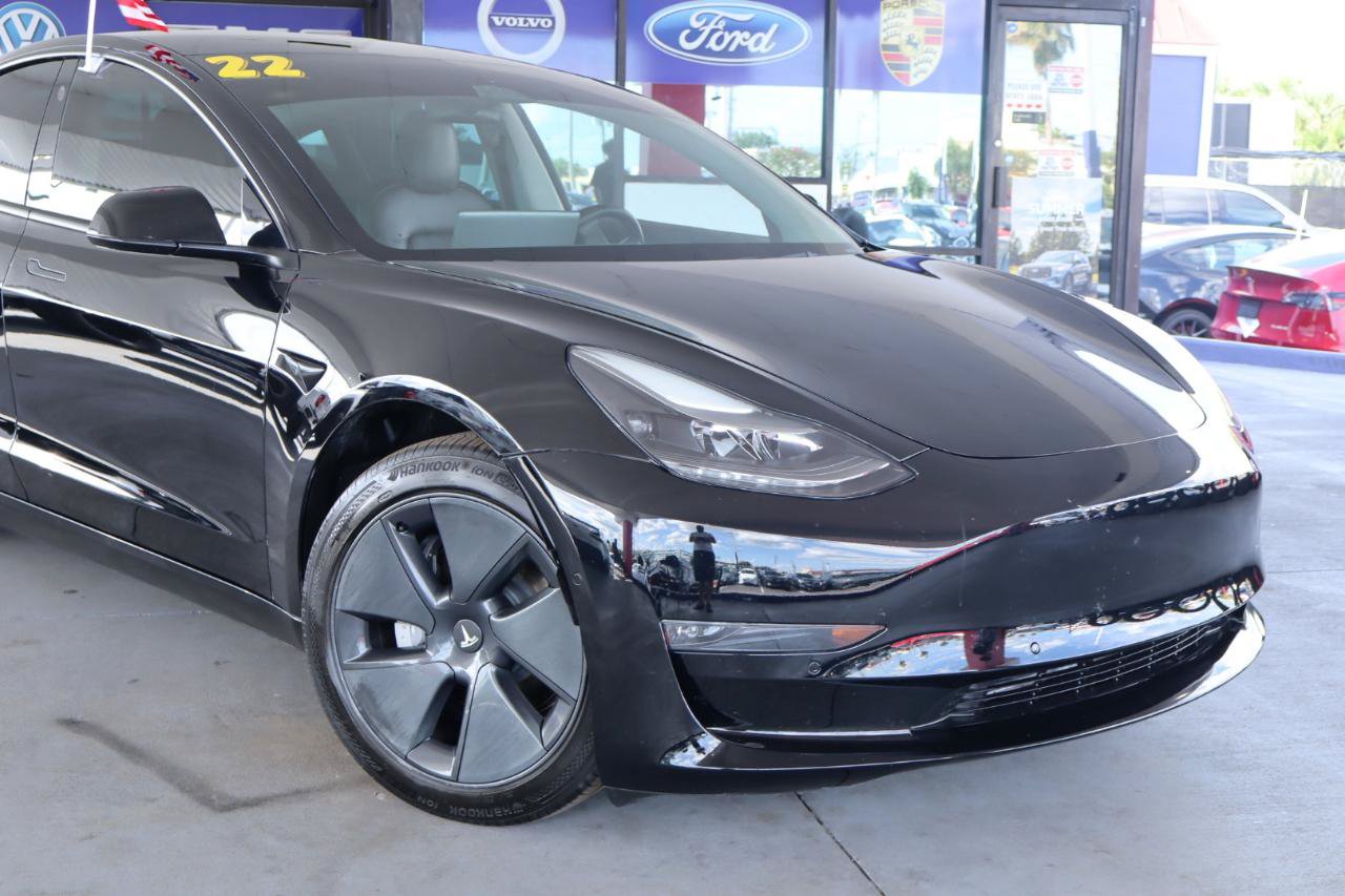 Used 2022 Tesla Model 3 Long Range AWD/4WD image 2