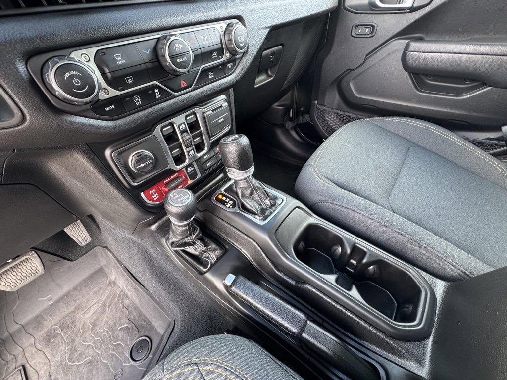 Used 2024 Jeep Wrangler Willys image 27