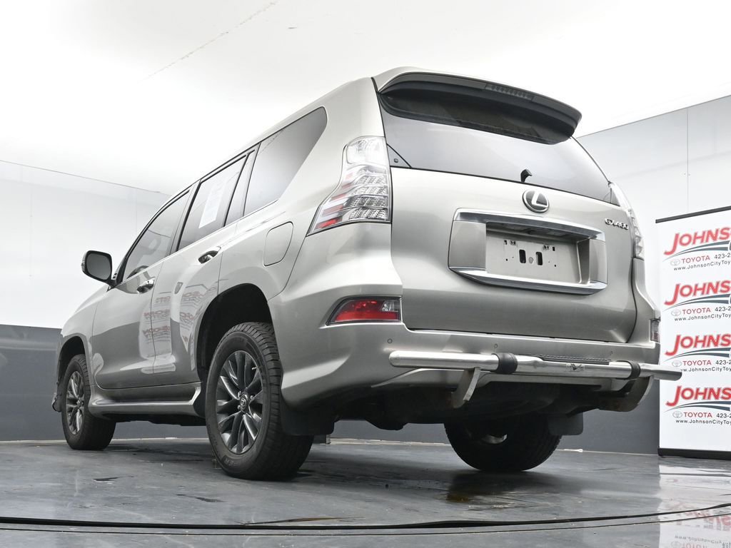 Used 2021 Lexus GX 460 Premium w/ Premium Package image 21