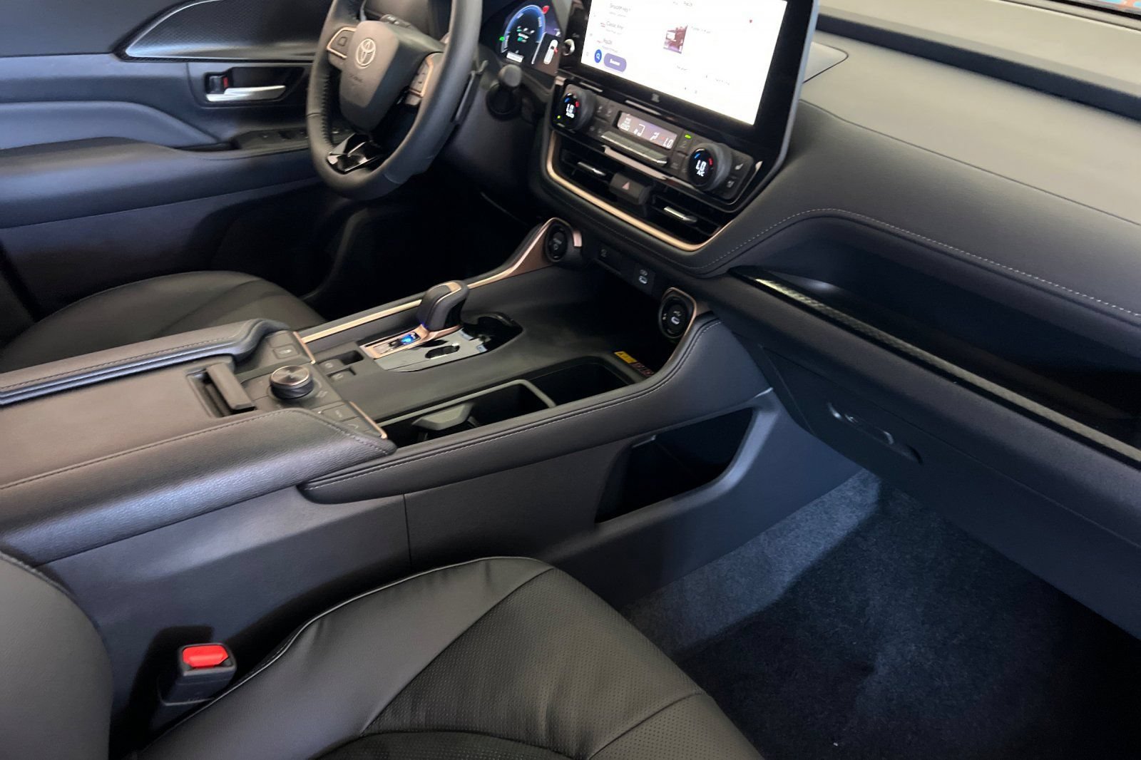 New 2026 Toyota Grand Highlander AWD Hybrid image 19