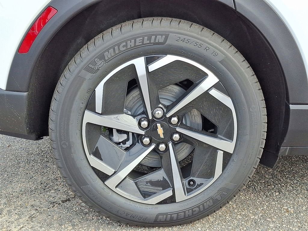 New 2026 Chevrolet Equinox EV LT FWD image 5